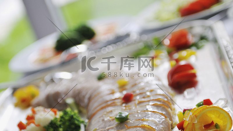 产品品质是加盟成功的关键。加盟者应关注以下方面：